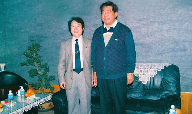 1996年，贾庆林同志和一冰笔会后合影
